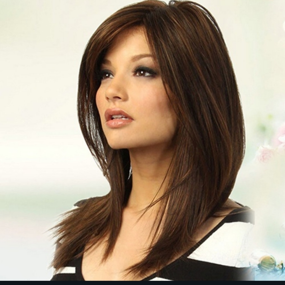 Medium brown Wig